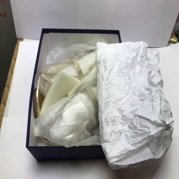 Stuart Weitzman Gold Supple Kid M9.5 Strappy Heals - Picture 6 of 8